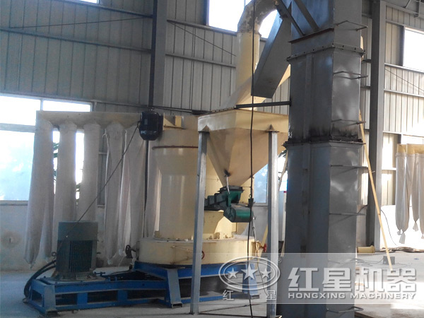 高效雷蒙磨粉機施工現(xiàn)場 高效雷蒙磨粉機施工現(xiàn)場